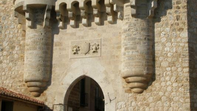 Puerta de Santa María