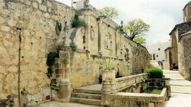 Fuente de Carlos V