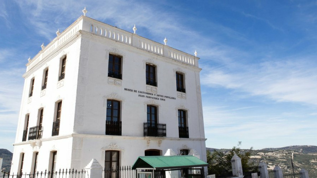Museo de Costumbres y Artes Populares