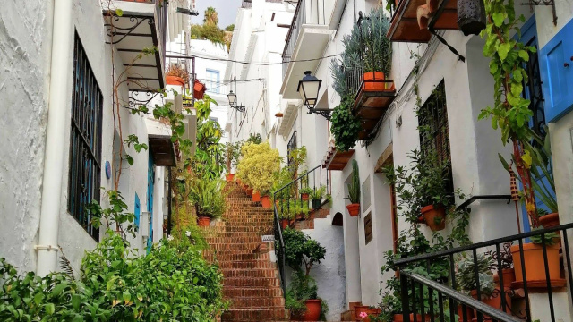 La Ruta Nazarí por Los Pueblos más Bonitos de España