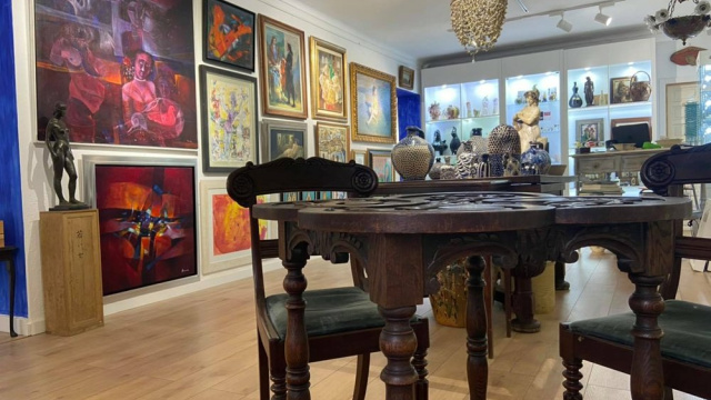 Añil. Galería de Arte y Antigüedades