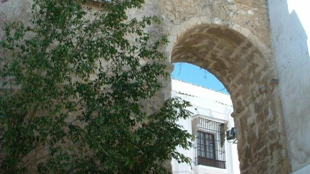 Puerta de Sancho IV