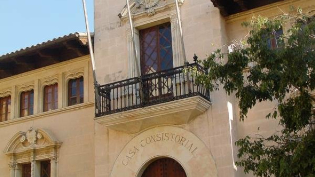 Ayuntamiento de Alcúdia –
